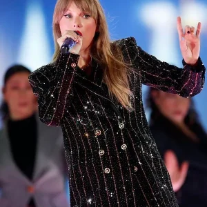 Taylor Swift The Eras Tour 2023 Black Coat